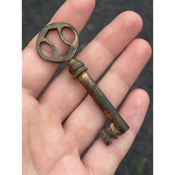 Antique - Vintage 20th C. Brunswick Phonograph Skeleton Barrel Key Collectible - Picture 1 of 9